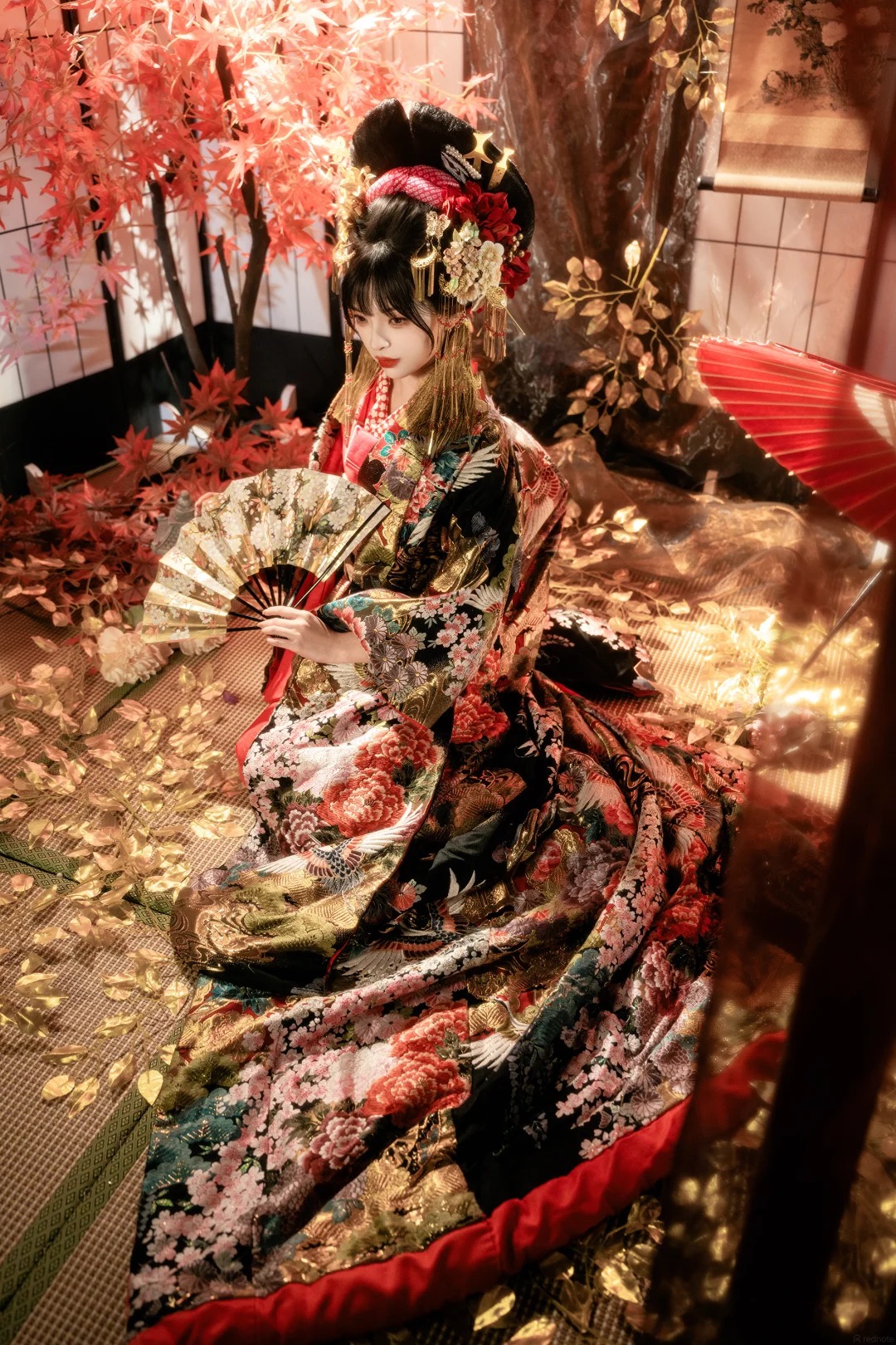 Kimono rực rỡ